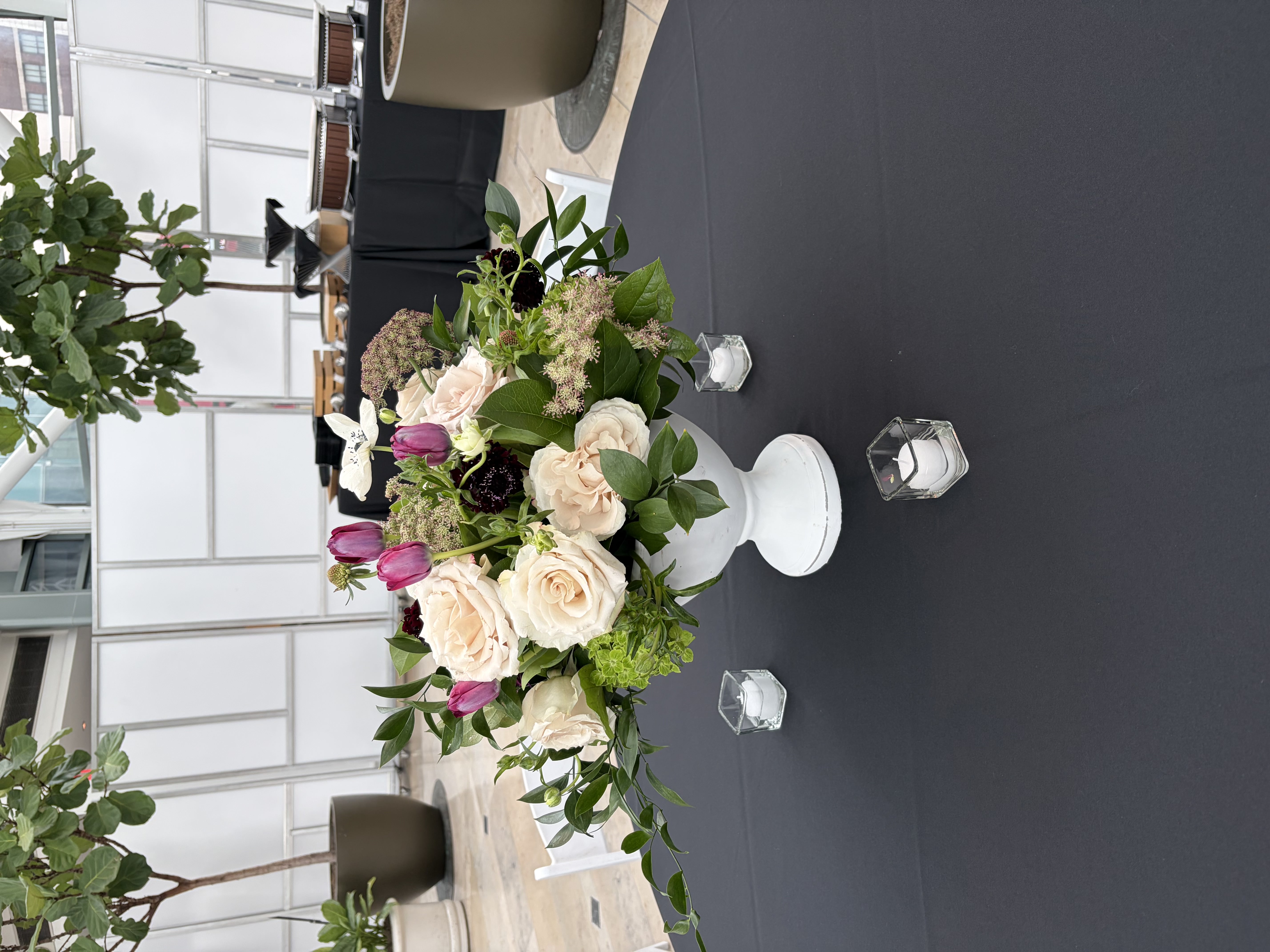 Event floral centerpiece