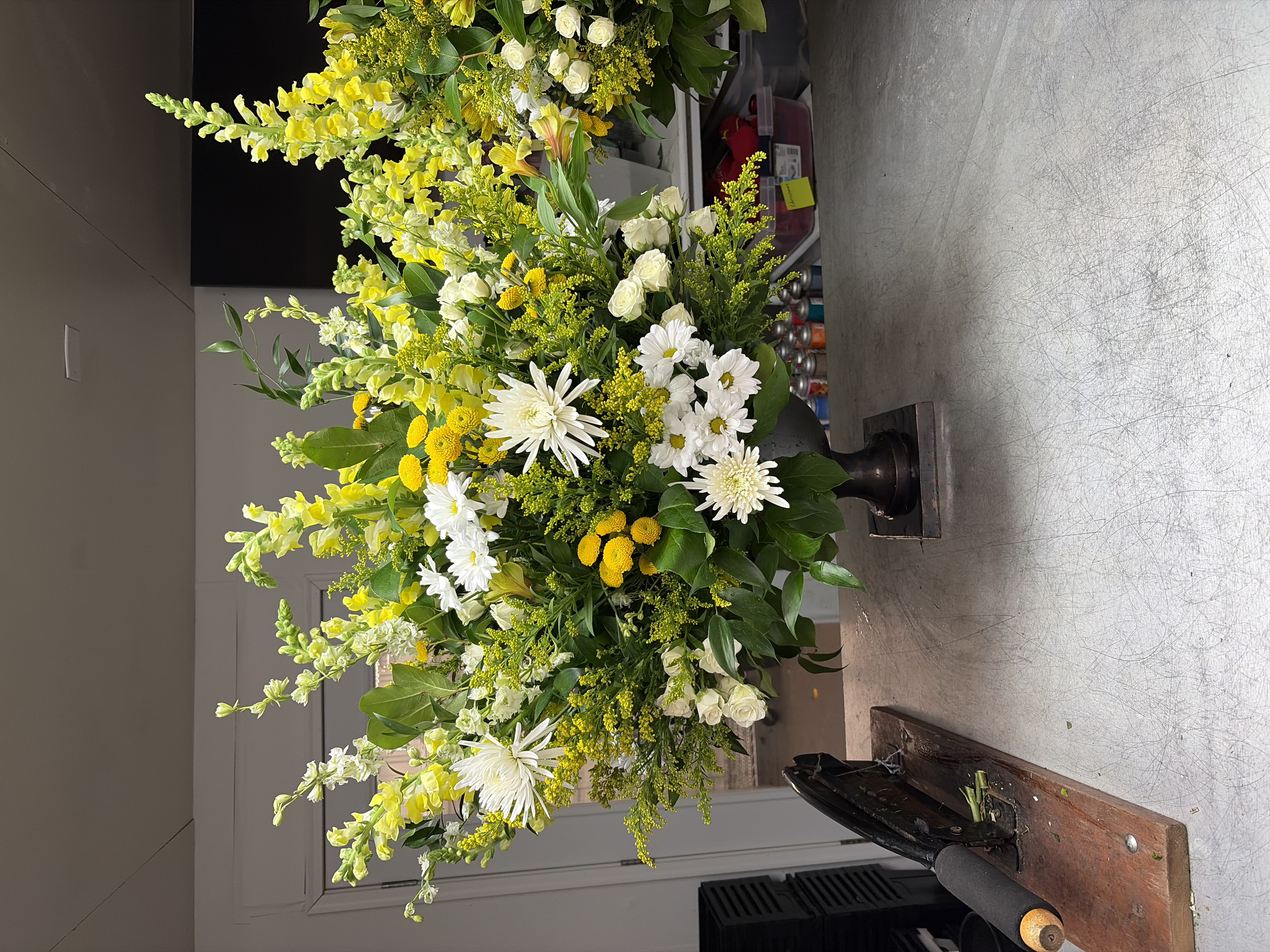 Holiday floral arrangement