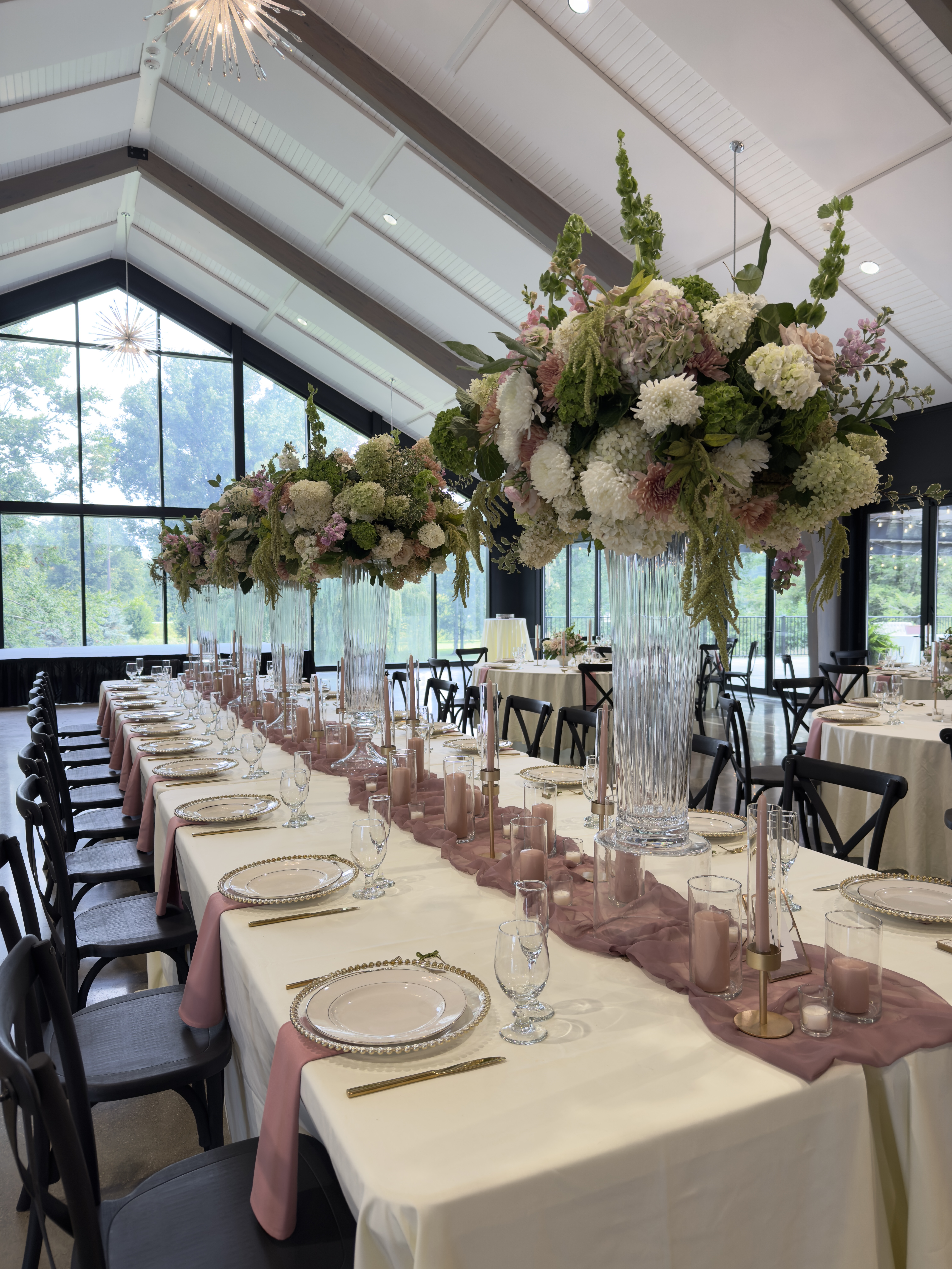 Wedding floral arrangement