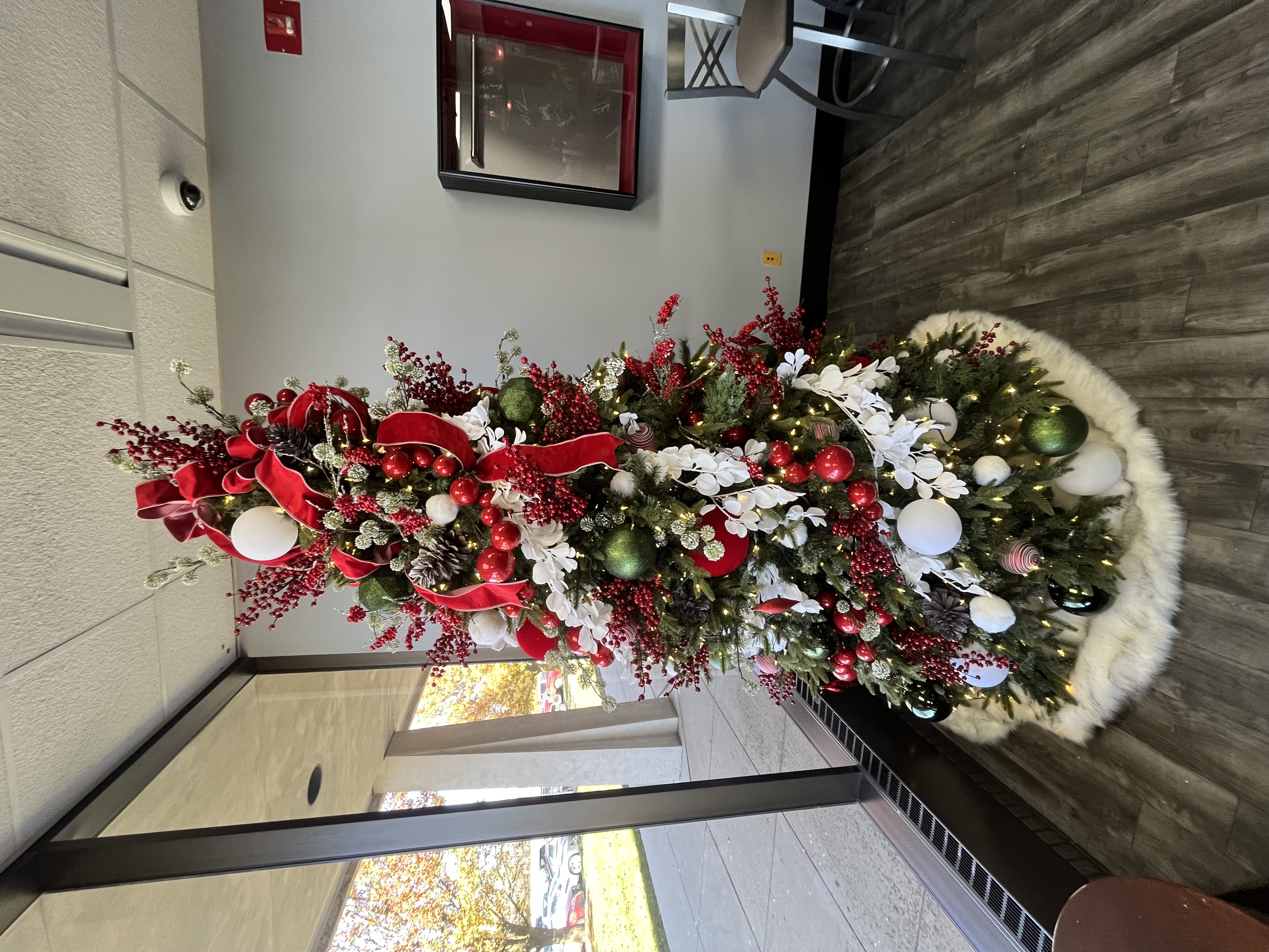 Holiday floral arrangement