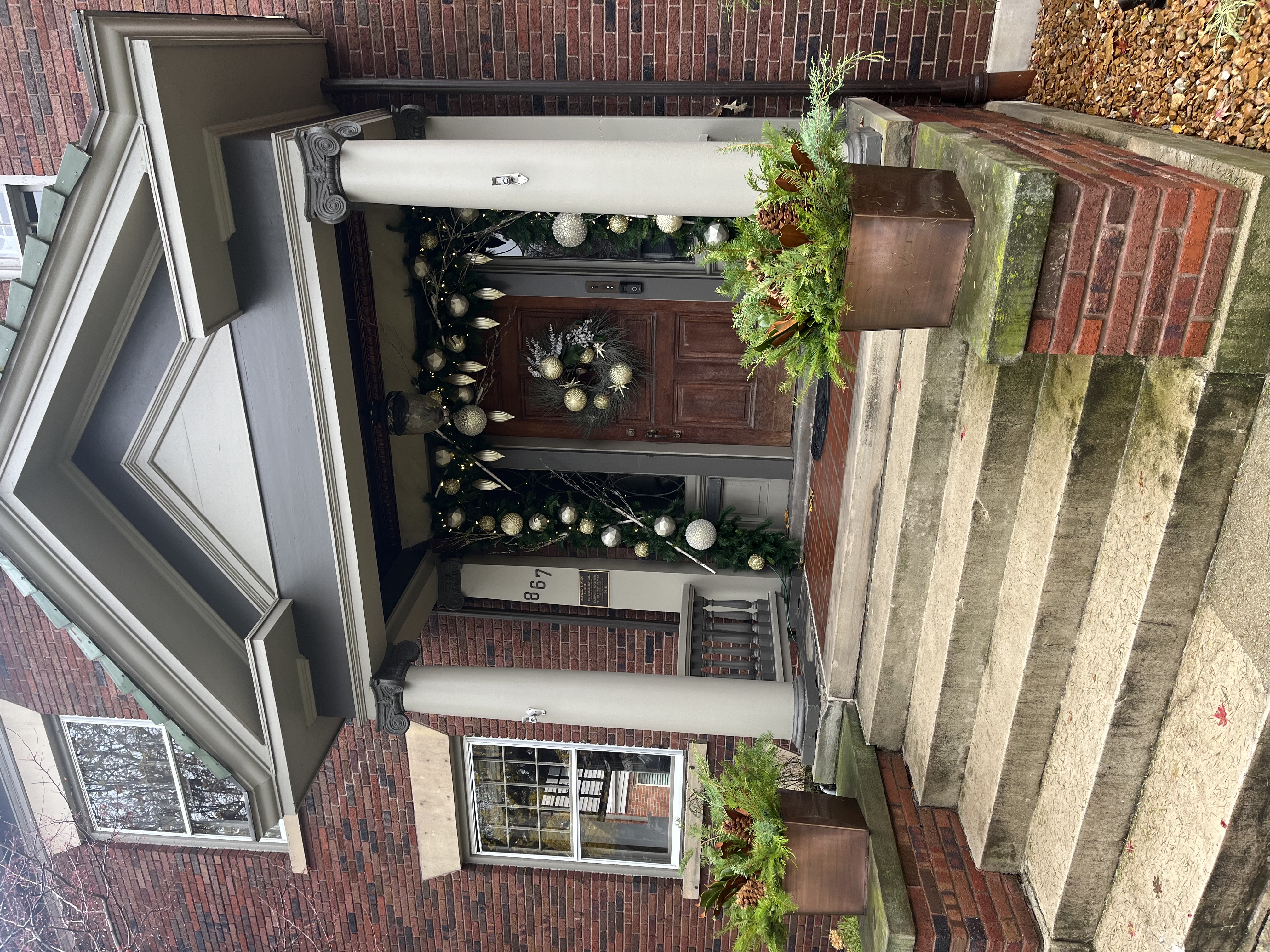 Holiday floral arrangement